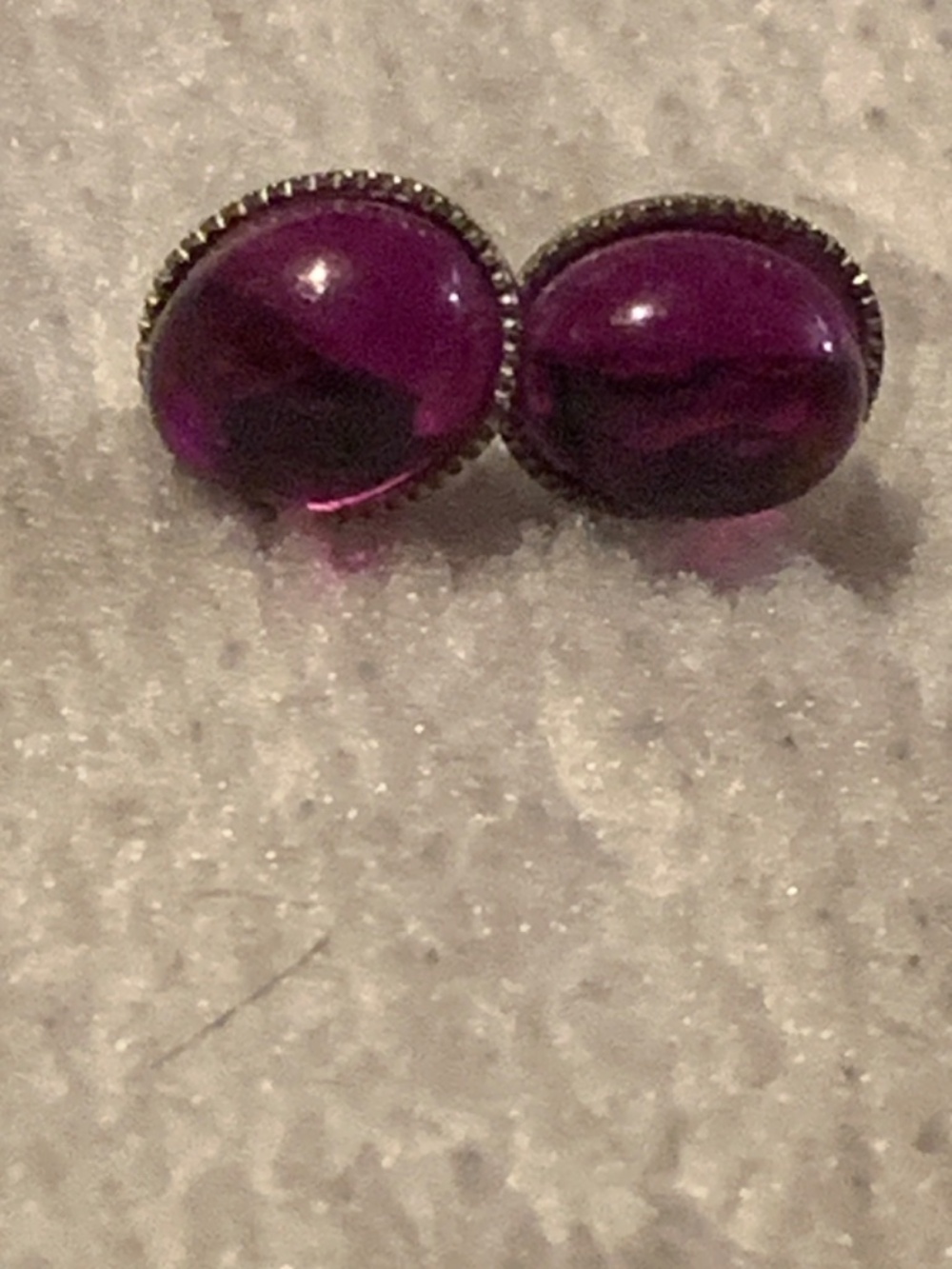 Vintage-Style Purple Cabochon Stud Earrings - Picture 3 of 3